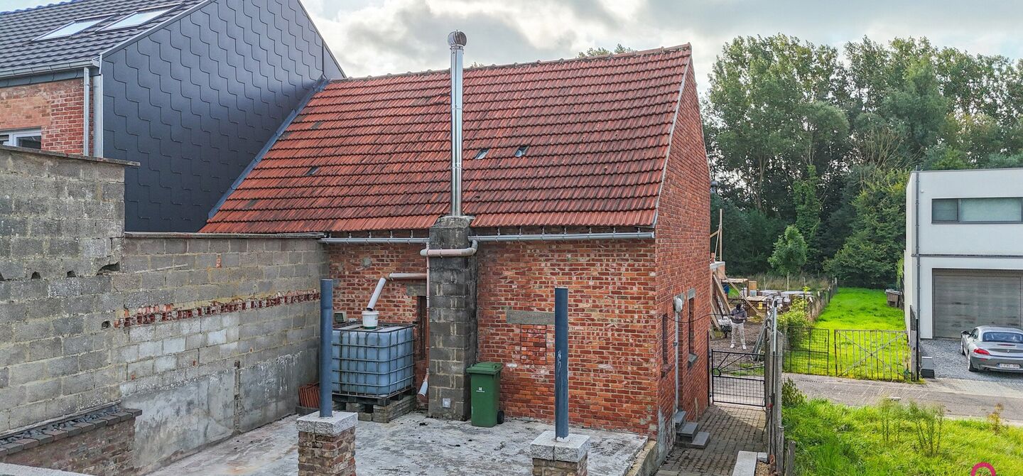 Charmant renovatieproject met tuin in landelijk Heers