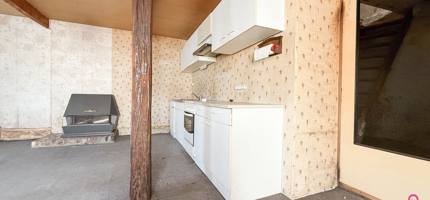 Charmant renovatieproject met tuin in landelijk Heers