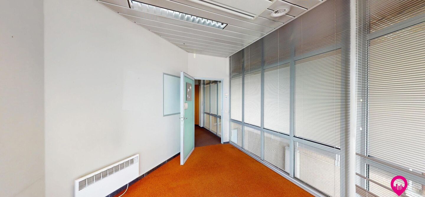 Kantoor te koop in Beringen