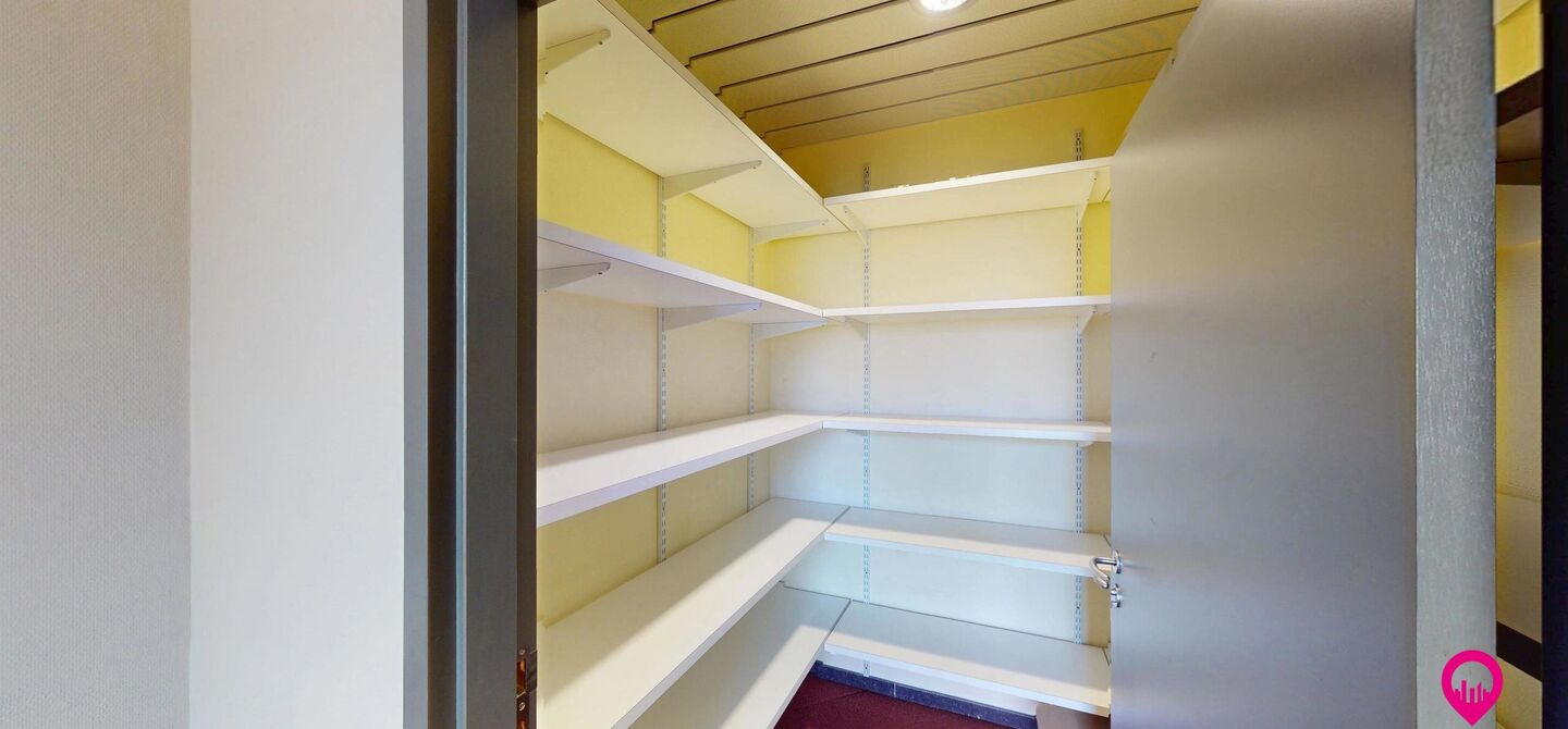 Kantoor te koop in Beringen