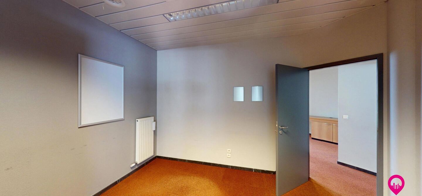 Kantoor te koop in Beringen