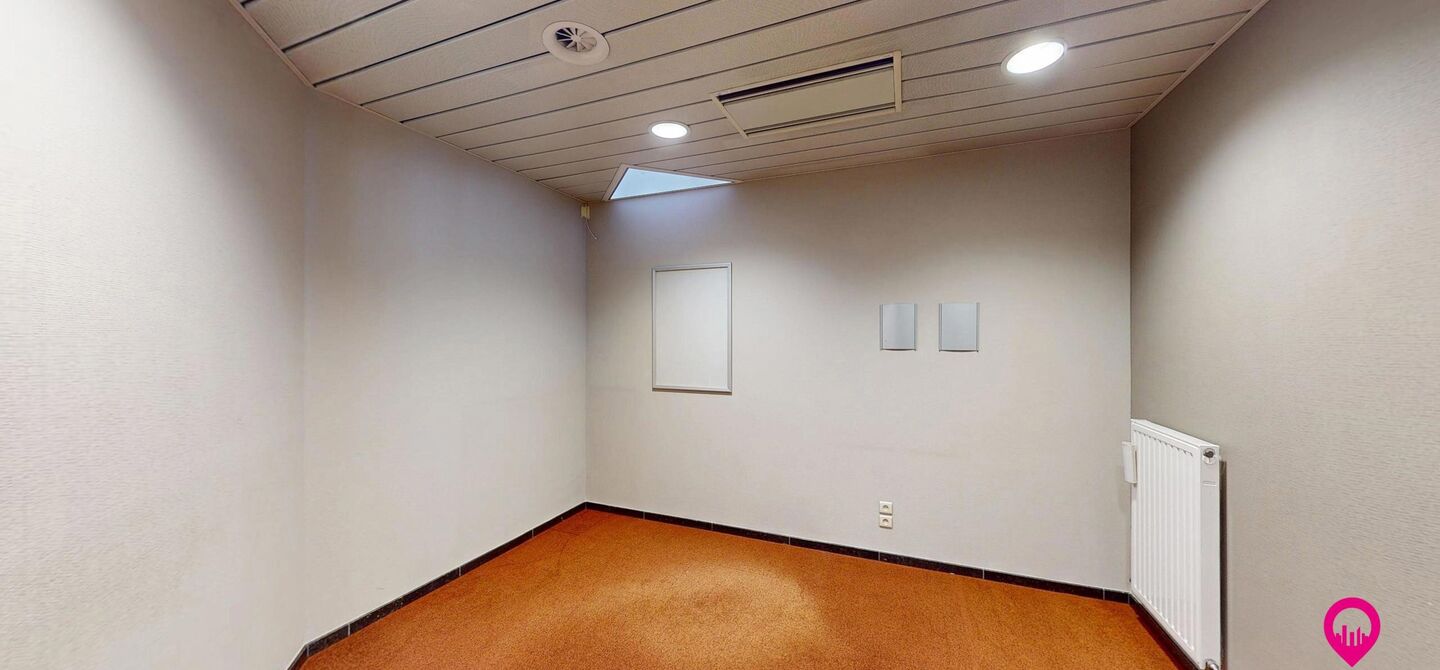 Kantoor te koop in Beringen