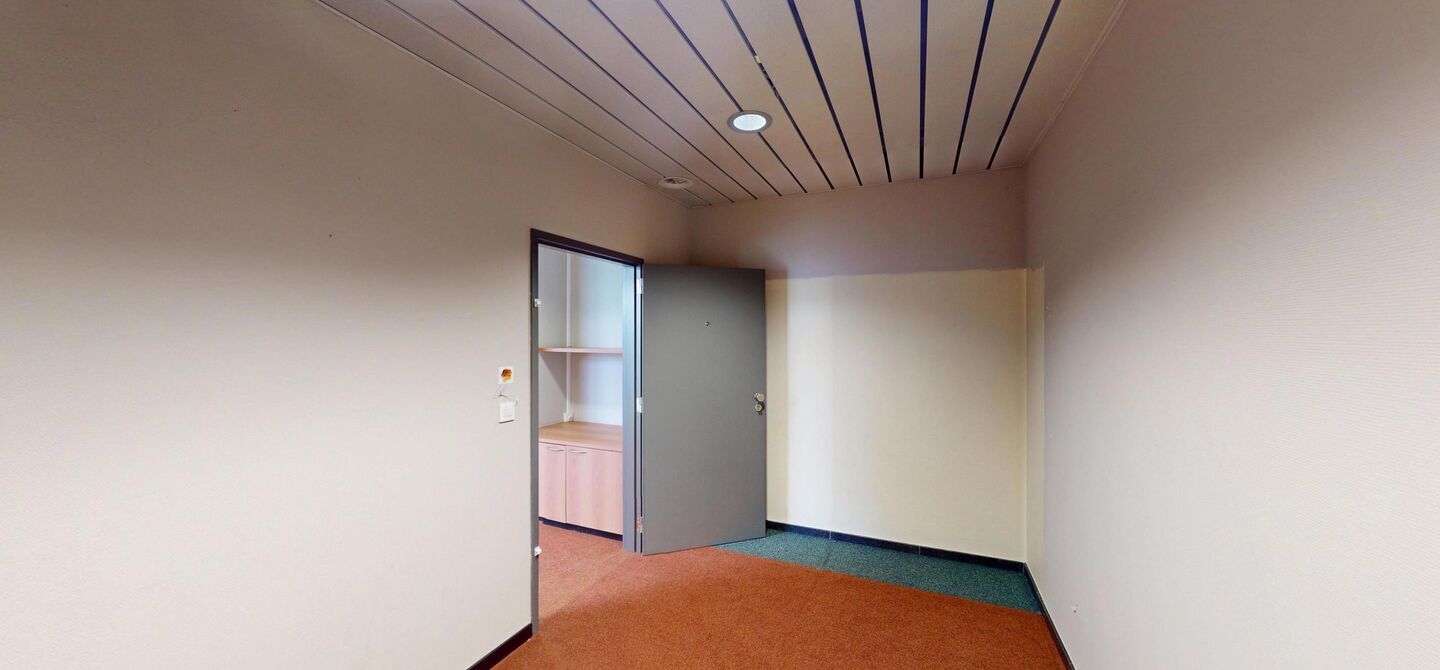 Kantoor te koop in Beringen