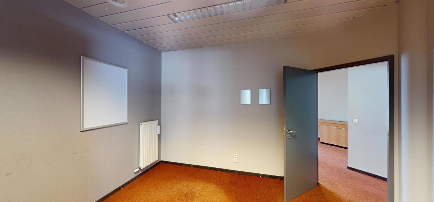 Kantoor te koop in Beringen
