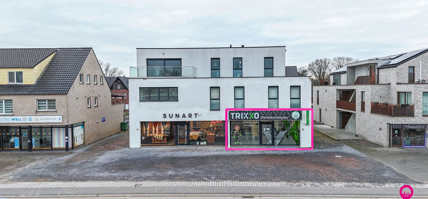 Kantoorgebouw te koop in Heusden-Zolder