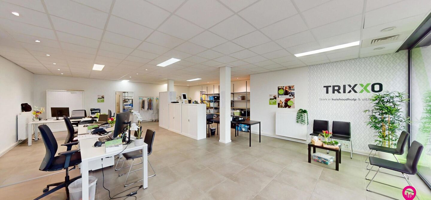 Kantoorgebouw te koop in Heusden-Zolder