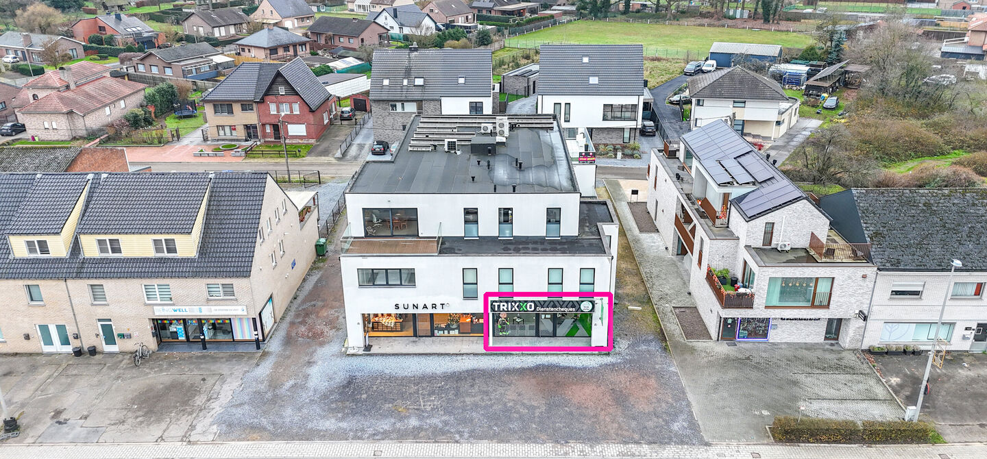Kantoorgebouw te koop in Heusden-Zolder