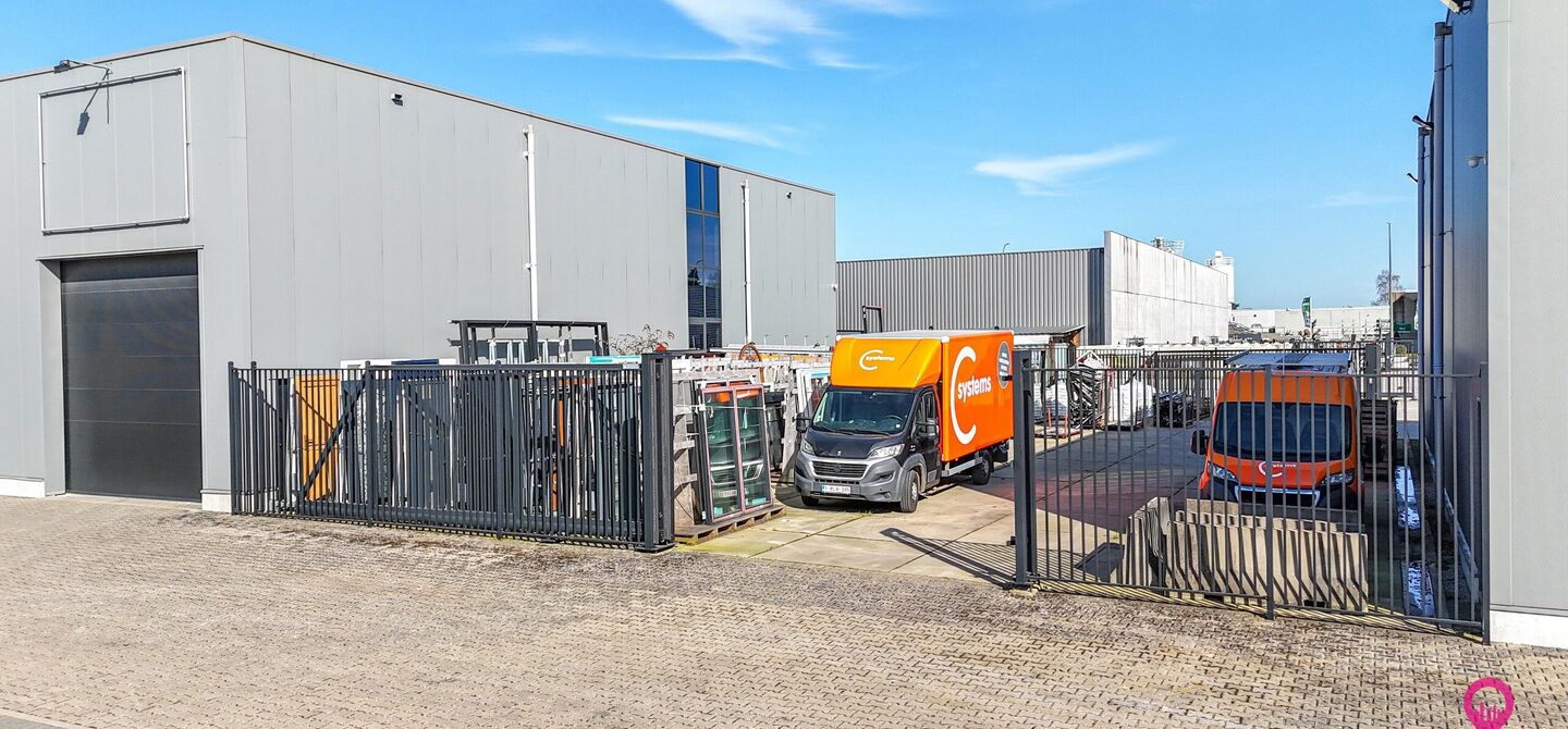 Kantoren & magazijn te koop in Houthalen-Helchteren