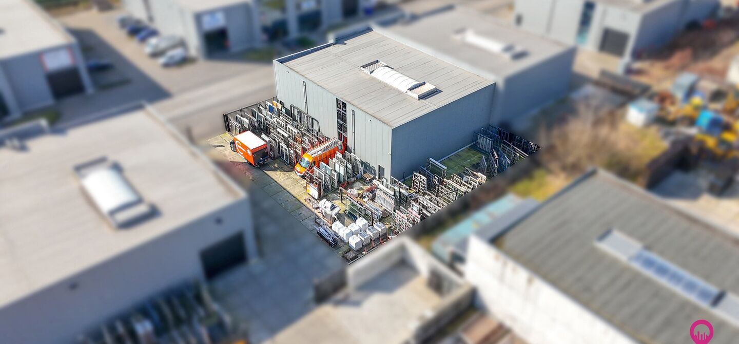 Kantoren & magazijn te koop in Houthalen-Helchteren