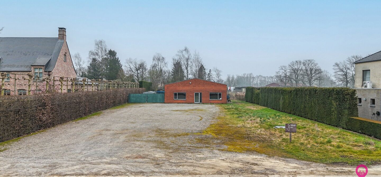 Kantoren & magazijn te koop in Zonhoven