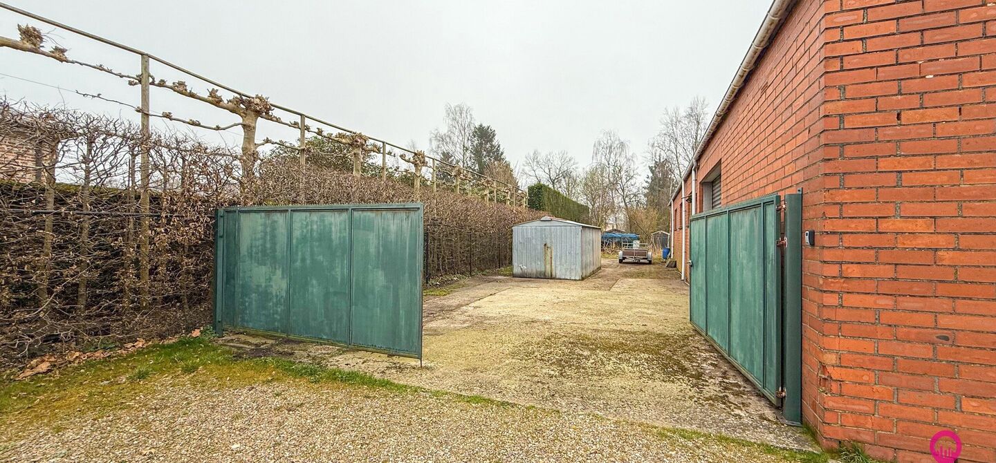 Kantoren & magazijn te koop in Zonhoven