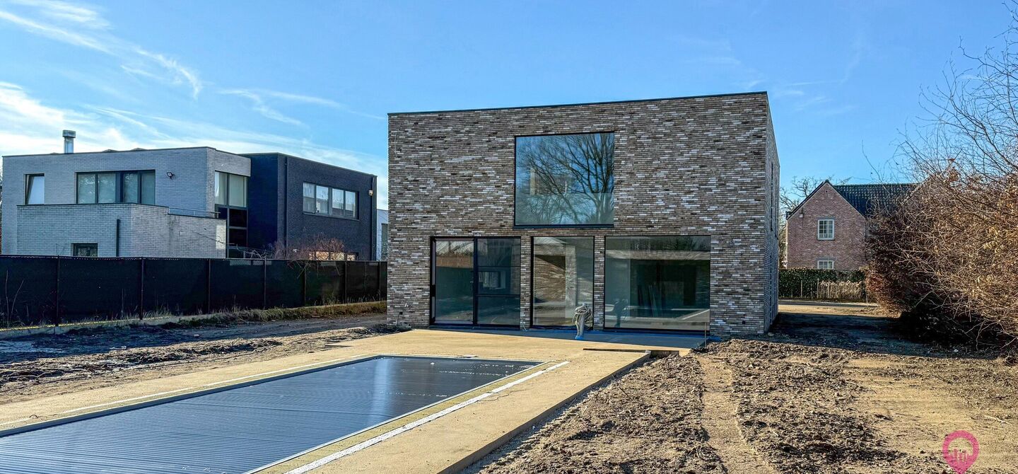 Villa te koop in Heusden-Zolder