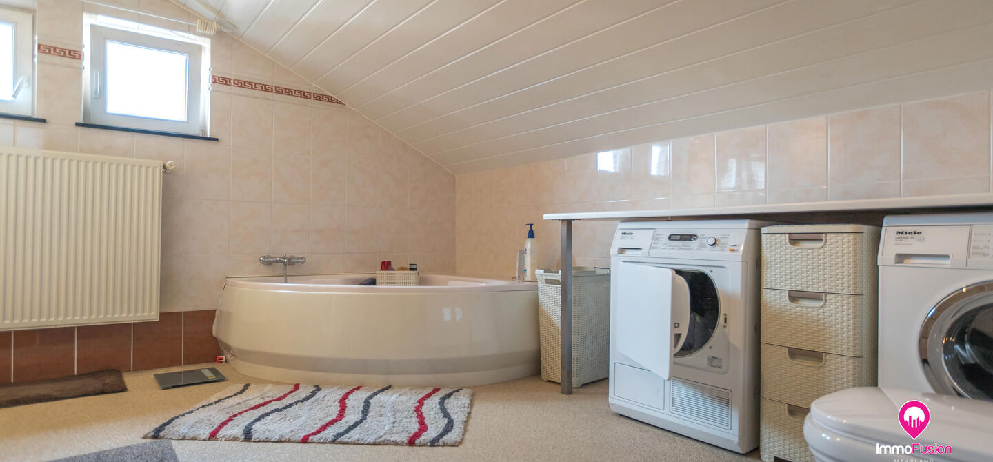 Villa te koop in Opglabbeek