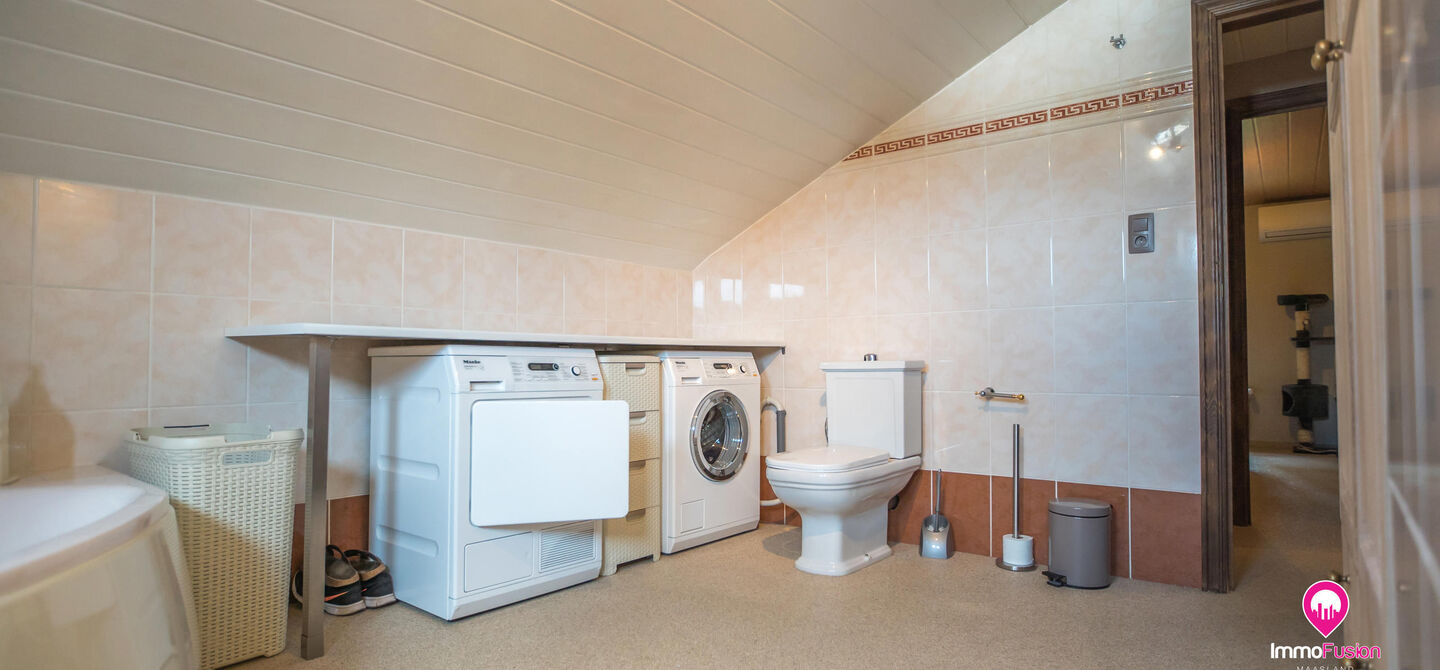 Villa te koop in Opglabbeek