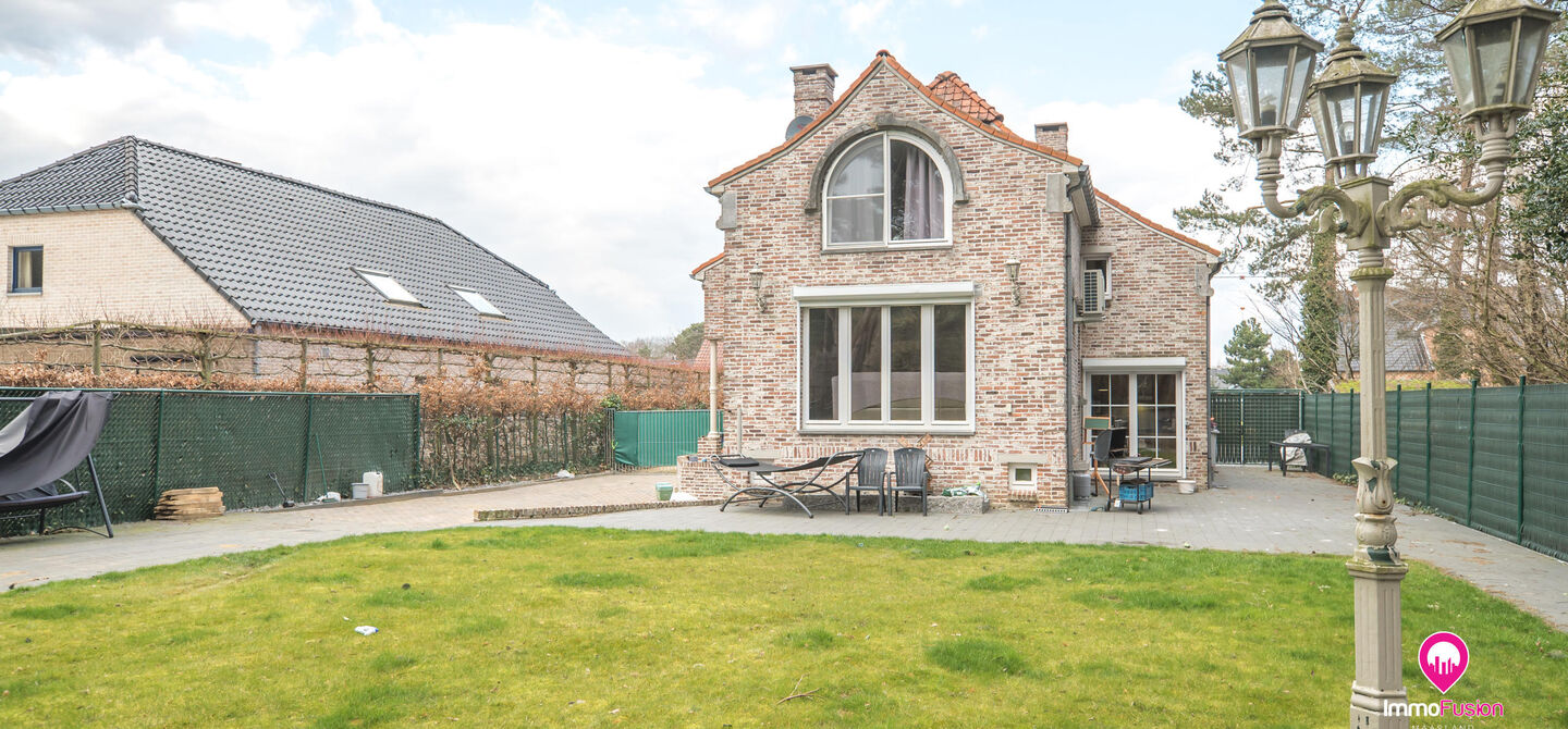 Villa te koop in Opglabbeek